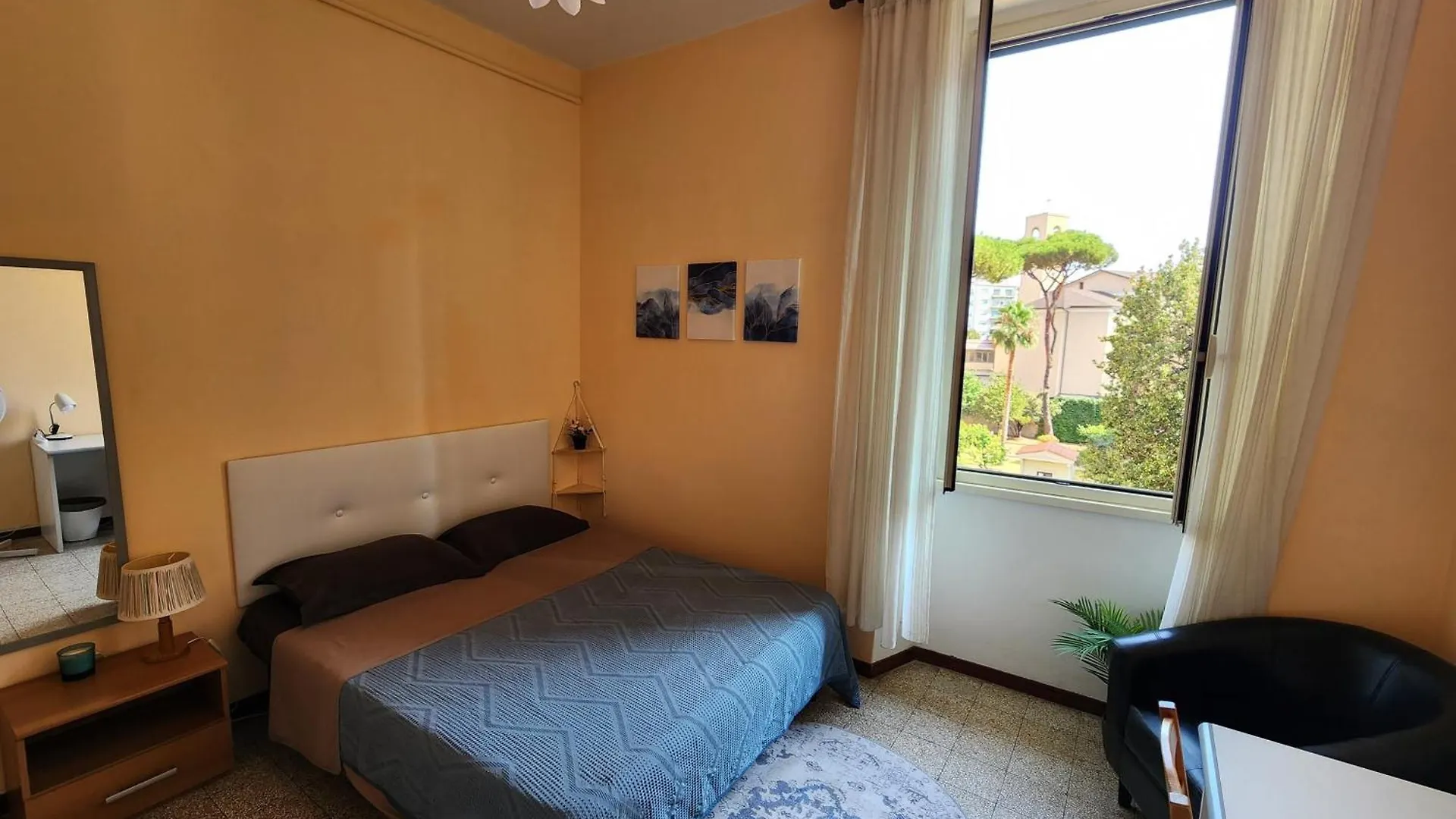 Homestay Cozy Haven Near San Giovanni Rome Italy