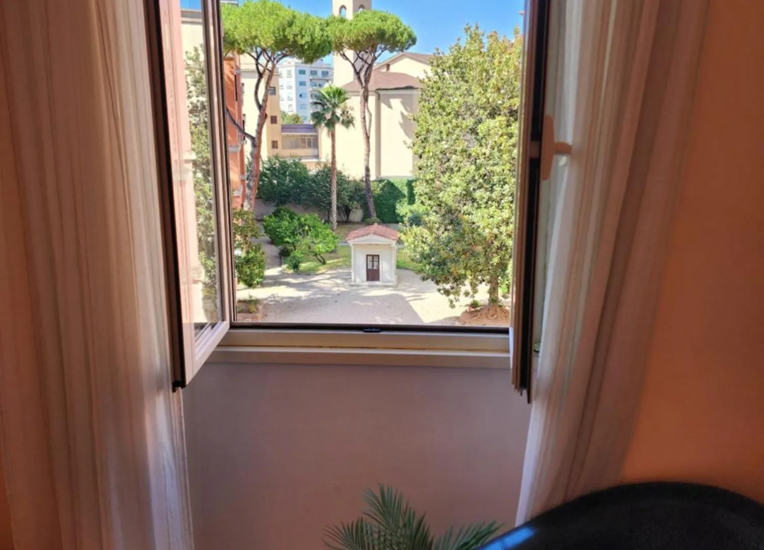 Cozy Haven Near San Giovanni Rome Italy